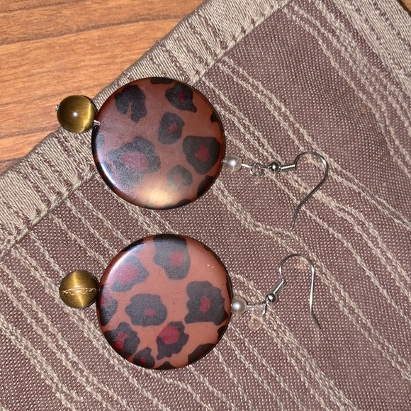 Cheetah Print plus real Tiger Eye Stone Earrings - Picture 4 of 4